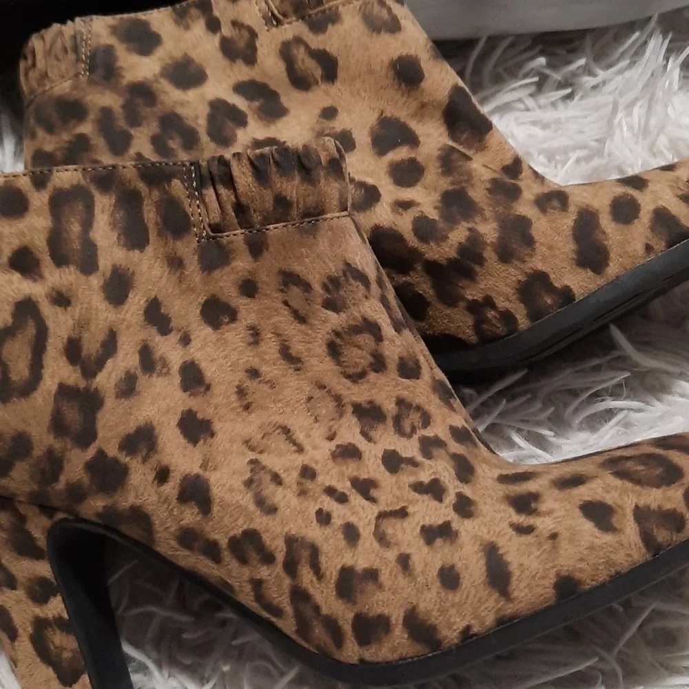 Sam & Libby Ankle Booties